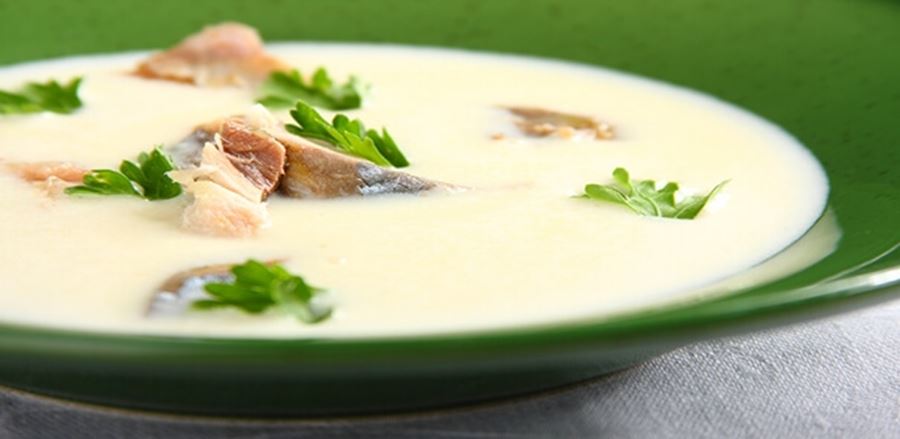 recipe image Zupa kalafiorowa z wędzoną makrelą
